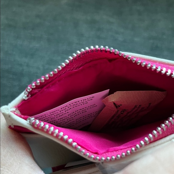 Betsey Johnson Hit Me Up White and Pink Bifold Wallet NWT - Picture 8 of 8